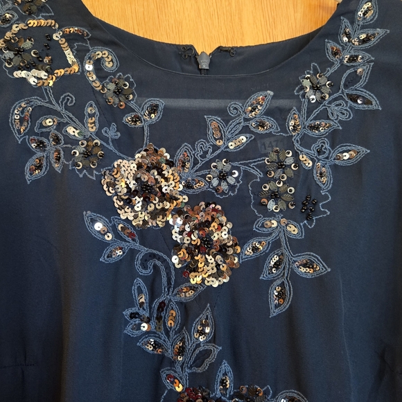 White House Black Market Sequined Tank - Picture 2 of 3